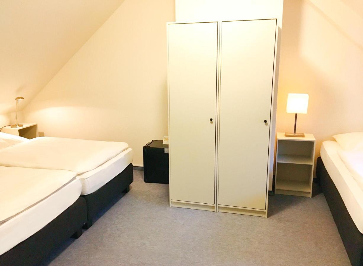Hotel Kaiserswerth Дюселдорф Екстериор снимка